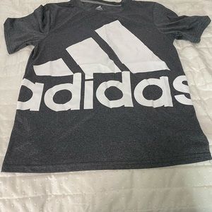 Adidas top